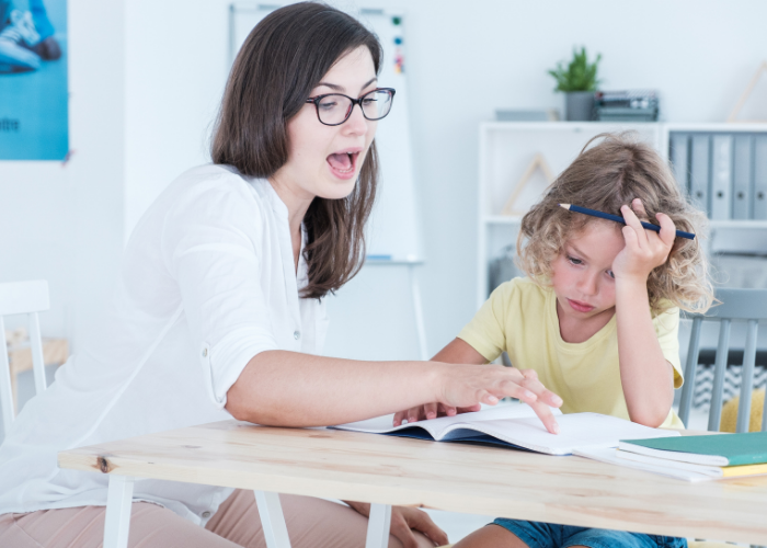 Disleksi Eğitimi & Oyun Terapisi & Pedagoji Okulu & Montessori Eğitim Seti